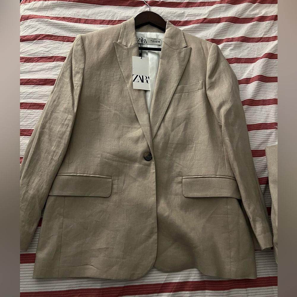 Zara Women's Beige Blazer